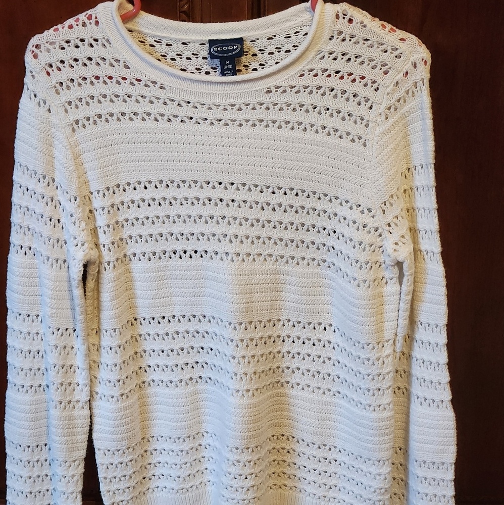 Ladies Scoop Crochet Pullover